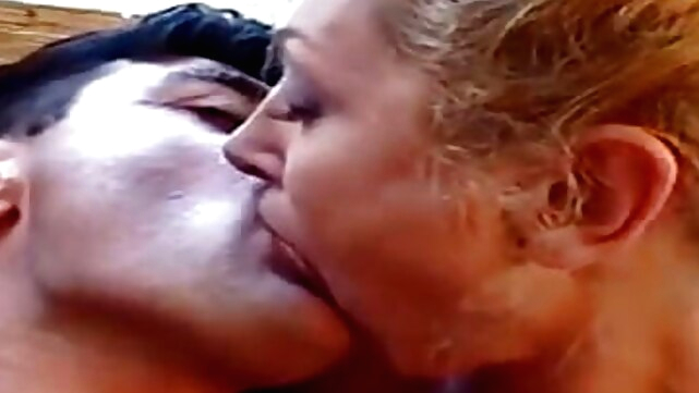 blowjob Porn Cum in mouth and anal sex, full Italian movie by Roby Bianchi anal milf